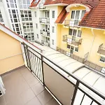 Napfeny Apartment *
